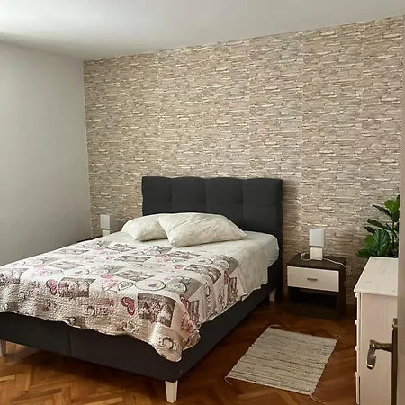Apartament Natali *